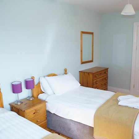 Dingle Courtyard Cottages 4 Bed By Trident Holiday Homes Bagian luar foto