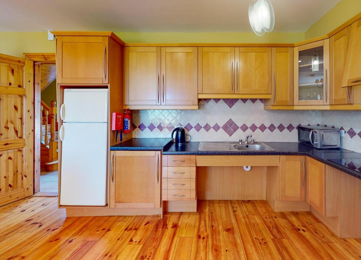 Dingle Courtyard Cottages 4 Bed By Trident Holiday Homes Bagian luar foto