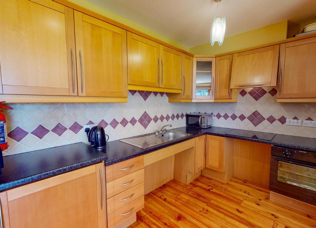 Dingle Courtyard Cottages 4 Bed By Trident Holiday Homes Bagian luar foto