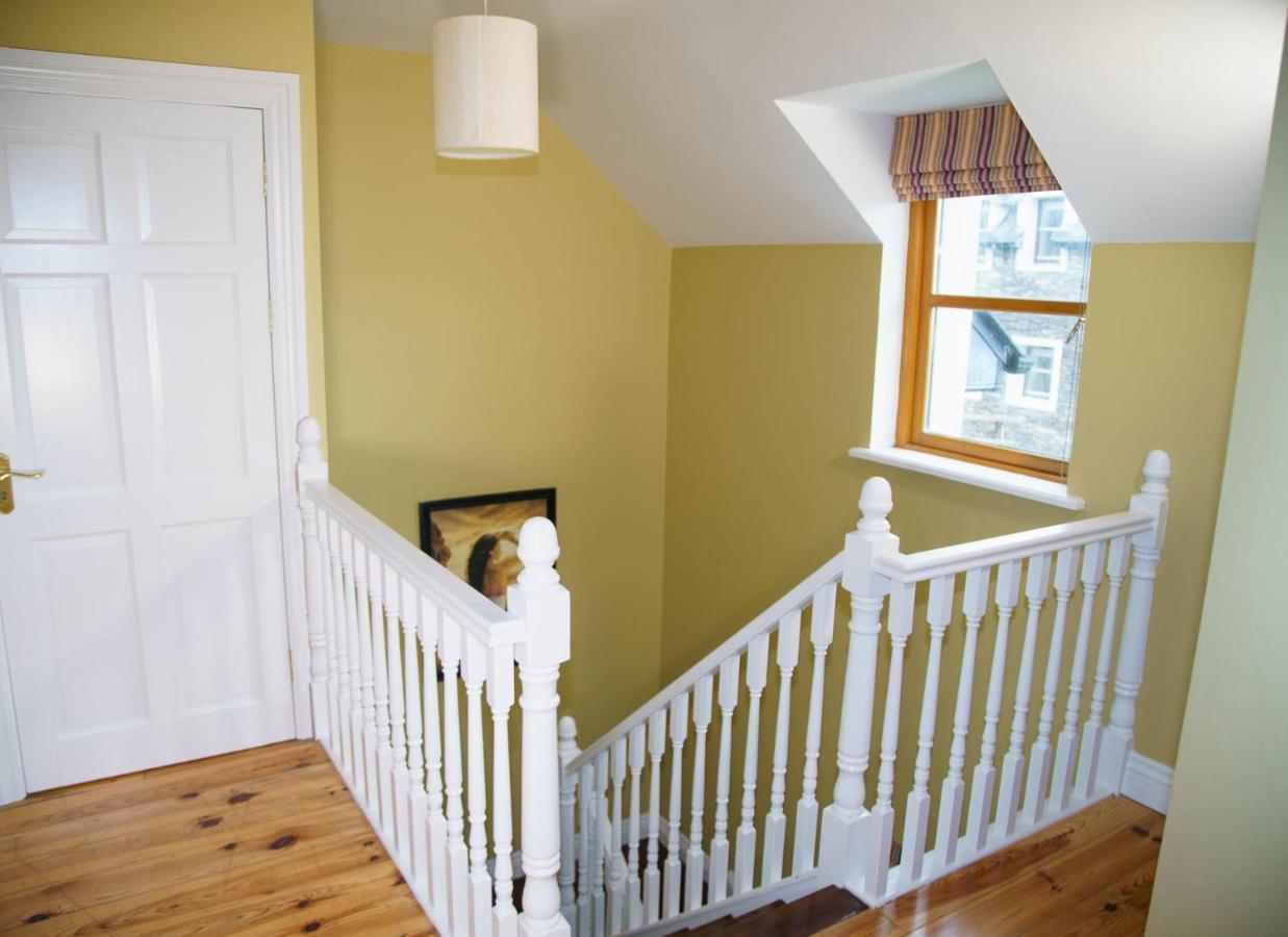 Dingle Courtyard Cottages 4 Bed By Trident Holiday Homes Bagian luar foto