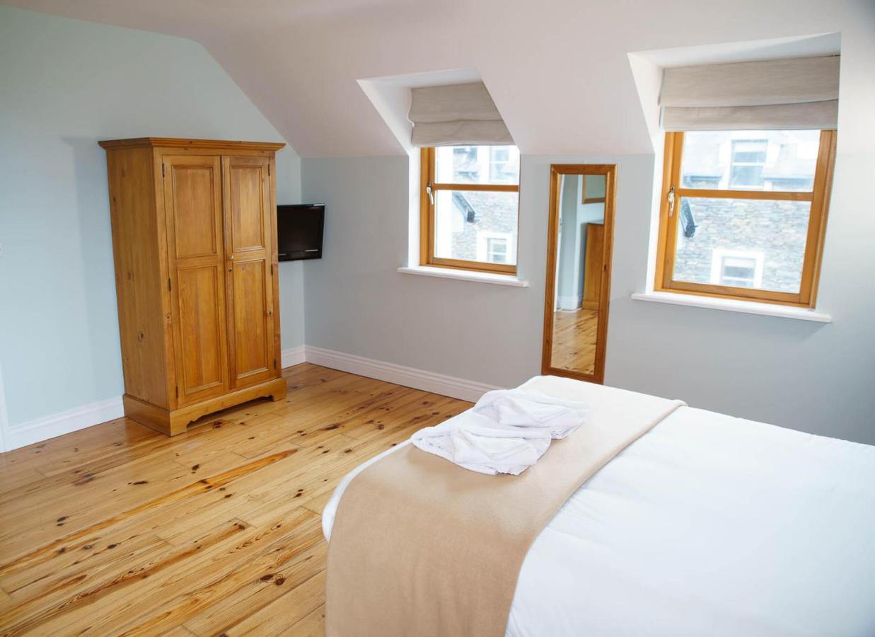 Dingle Courtyard Cottages 4 Bed By Trident Holiday Homes Bagian luar foto
